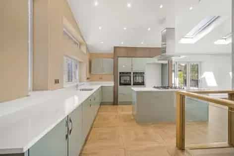 4 Bedroom Detached House Cardiff