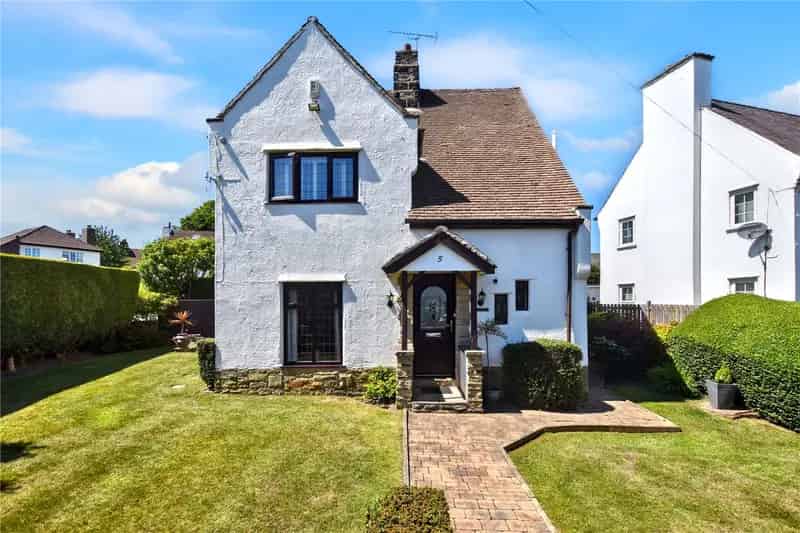 House For Sale , Leeds, England