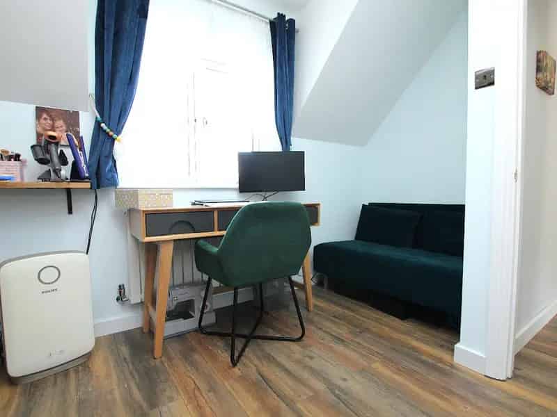 3 Bed Semi-Detached House for Sale