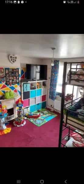 3 Bedroom Property with Dining Room