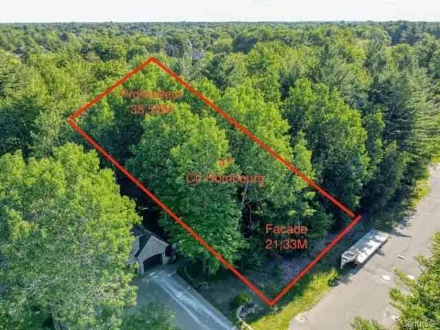 Family Home Lot For Sale Near Parks and Schools