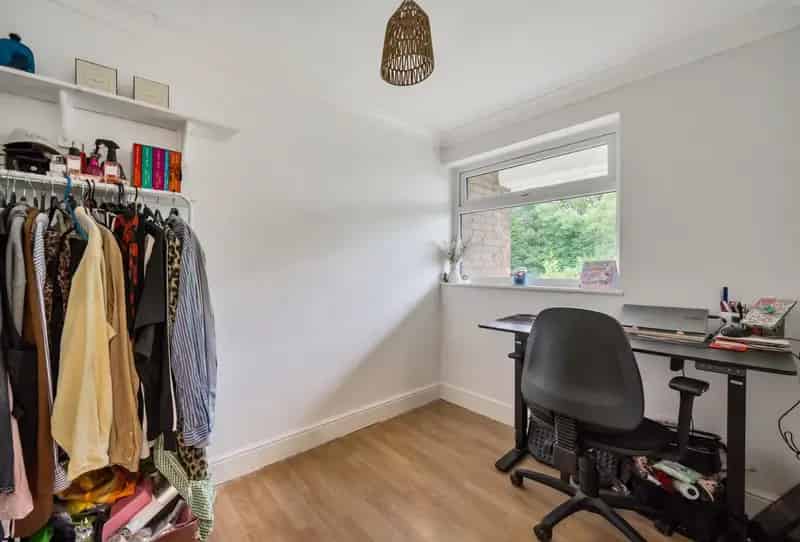2 Bedroom Maisonette for Sale