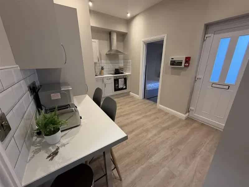 6 Bedroom Terraced House for Rent