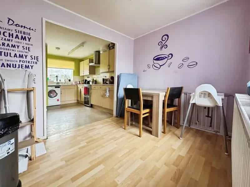 3 Bedroom Mid Terrace House for Rent Carlton-in-Lindrick Nottinghamshire