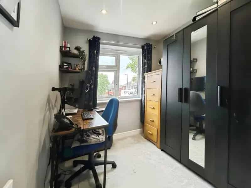 3 Bed Semi-Detached House For Sale