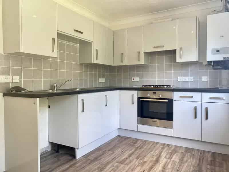 2 bedroom House
 To Rent