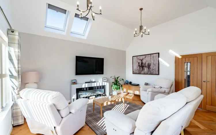 5 Bedroom Detached House with Breathtaking Views