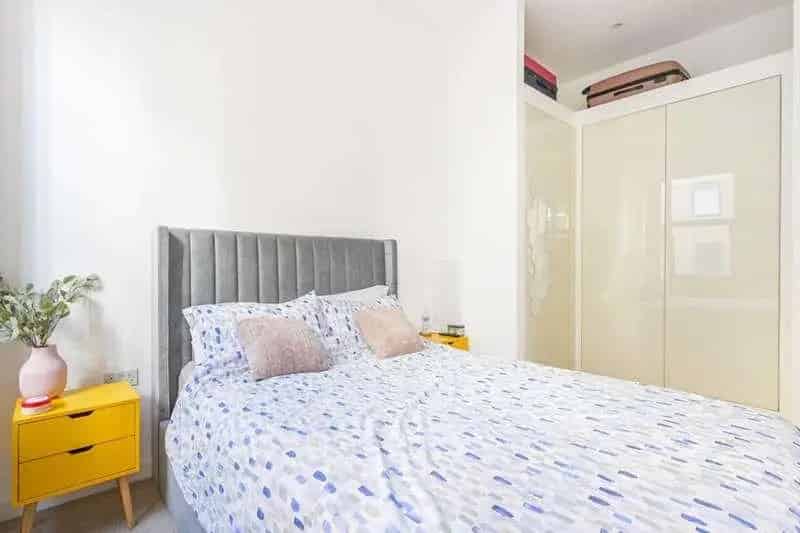 1 bed flat for sale
