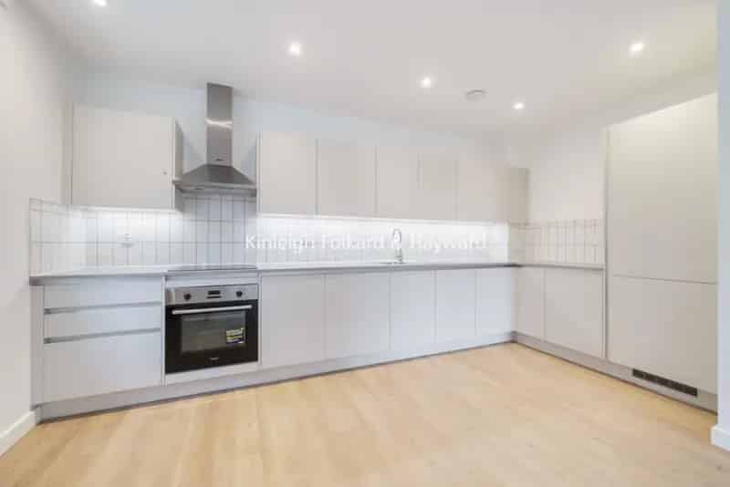 Flat For Rent , London, England