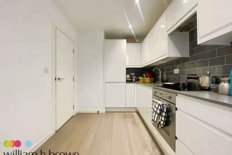 One Bedroom Modern Apartment Near Brentwood High Street Elizabeth Line