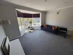 Spacious Refurbished 2-Bedroom Duplex Apartment East Belfast