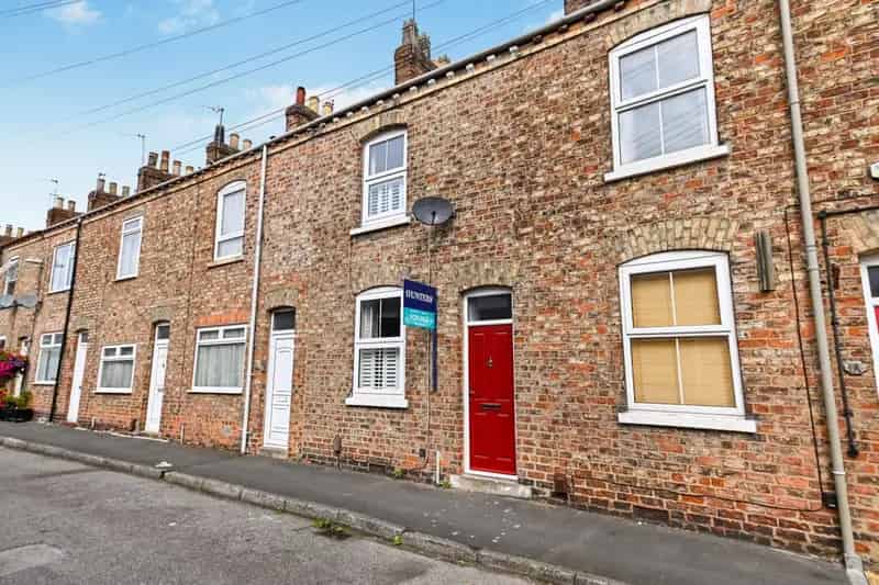 1 bedroom House
 For Sale 
Total Size: 783 SQ FT