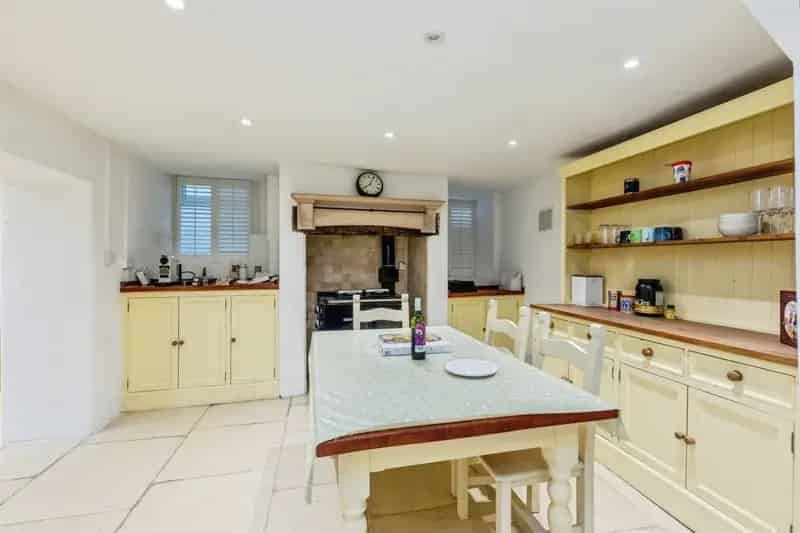 Clifton Village Period Cottage - 3 Beds, 2 Receptions, Private Courtyard