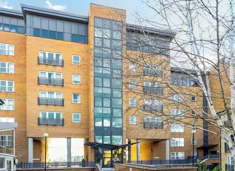 2 Bedroom Apartment Canary Wharf Docklands