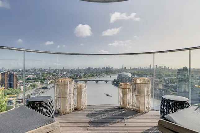 Flat for Sale in Waterfront Drive Chelsea London SW10
