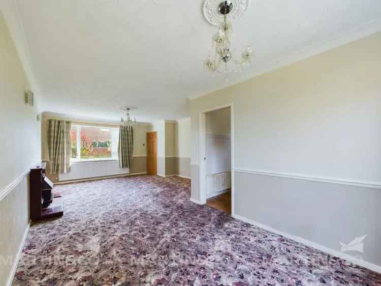 Detached house For Sale in Doncaster, England