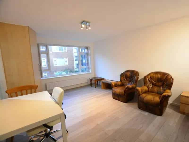 Hove Studio Apartment High Standard Modern Kitchen Stylish Bathroom