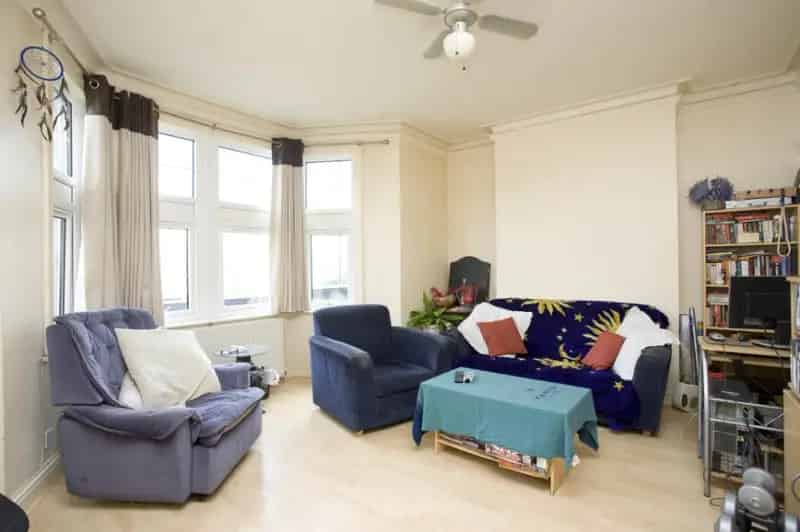 5 Bedroom Maisonette London All Bills Included