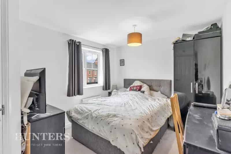 3 Bed Semi-Detached House for Sale