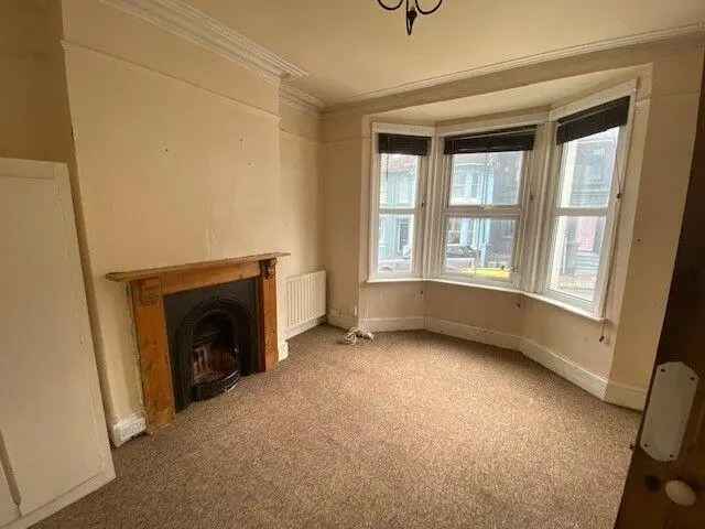 4 Bedroom House Elm Grove Available September 2025