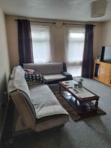 Flat For Rent in Cambridge, England