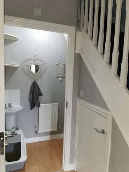 3 Bedroom Townhouse Near Schools and Station
