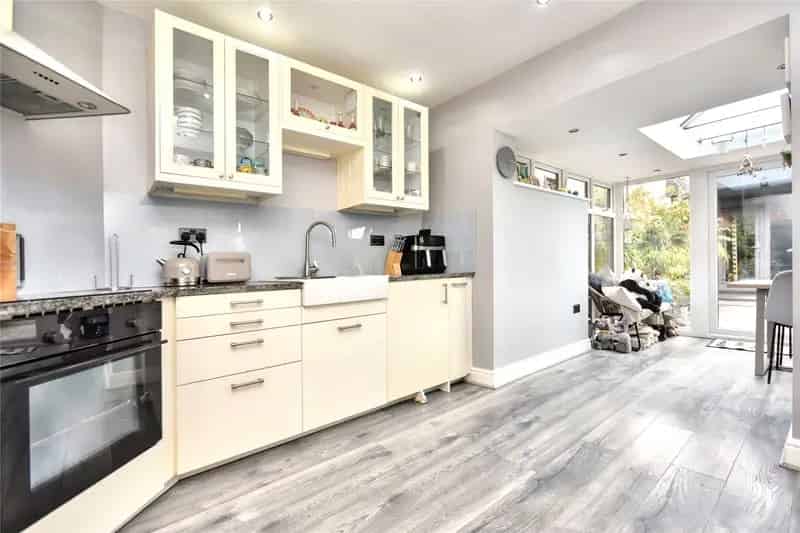 3 Bedroom House in Fairburn with Garden Room and Parking