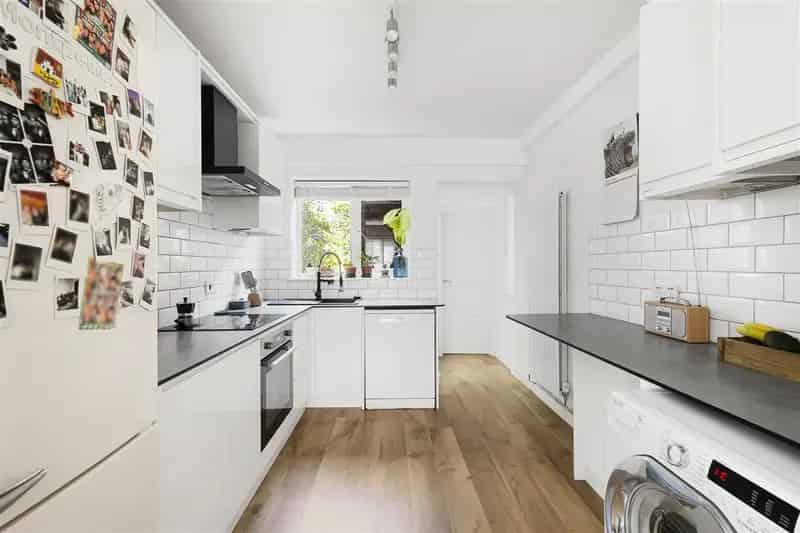 1 Bedroom Maisonette House to Rent