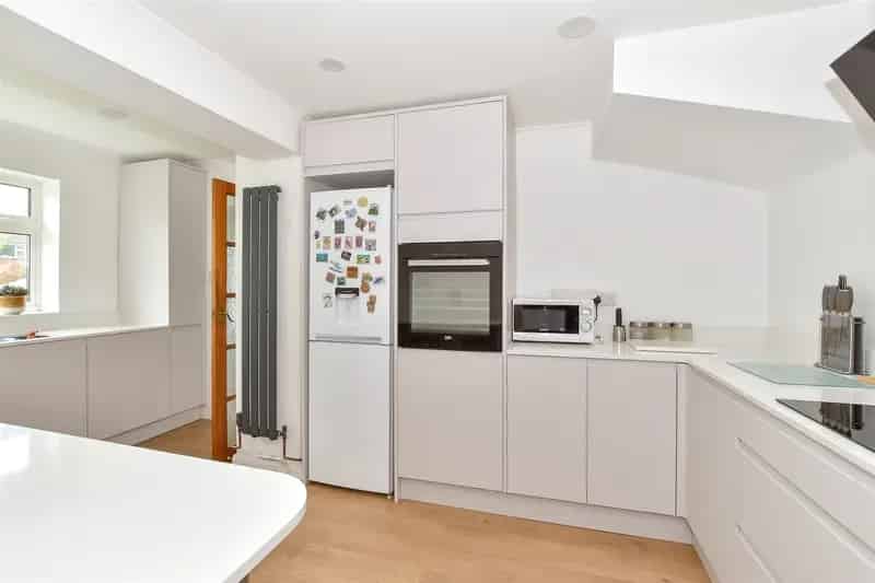 5 Bedroom Semi-Detached House For Sale