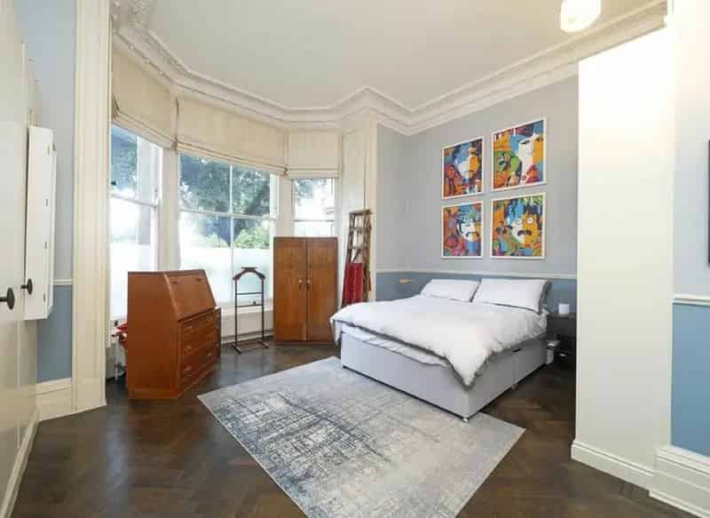 Stunning Grade II Listed 1-Bed Apartment in Whitelands Park