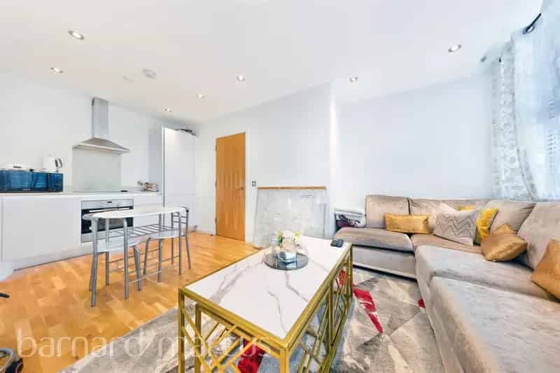 One Bedroom Flat Streatham High Road Norwich House Near Station