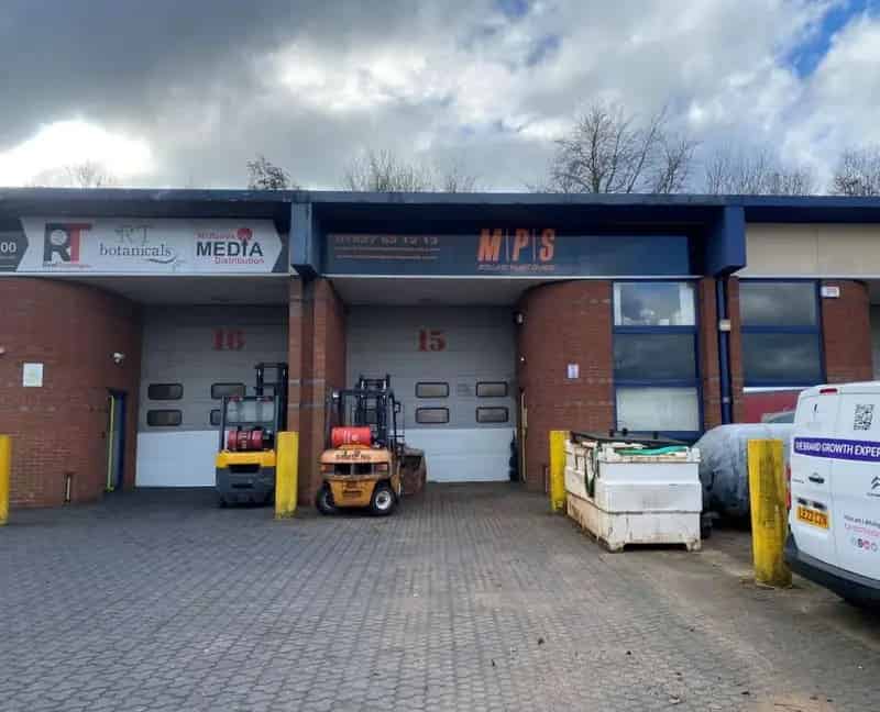 Refurbished Airport Units Near M42 J6 Birmingham
