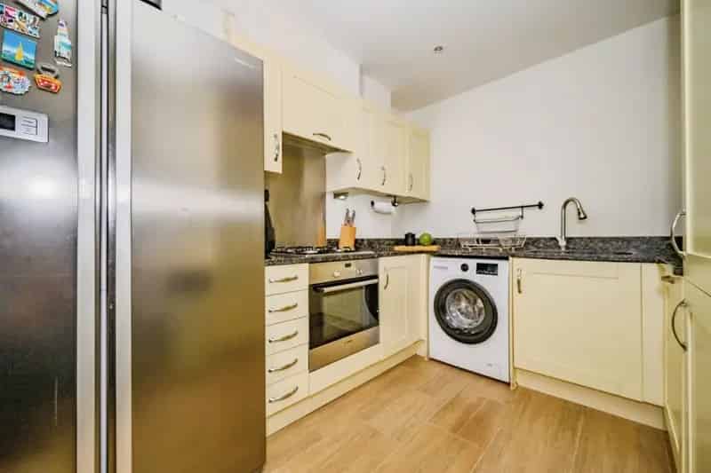 3 Bed Semi-Detached House Nash Mills Wharf Development
