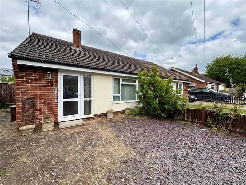 2 Bedroom Bungalow for Sale