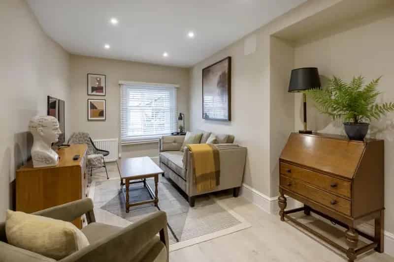 2 Bedroom City Centre Apartment for Rent