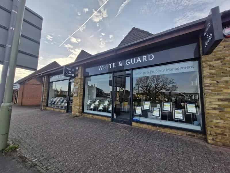 Hedge End Retail Space Investment Opportunity