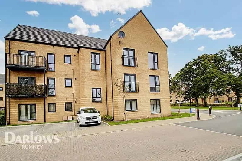 2 Bedroom Apartment for Sale