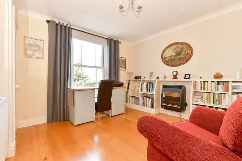 3 Bedroom Detached House for Sale Binstead Isle of Wight