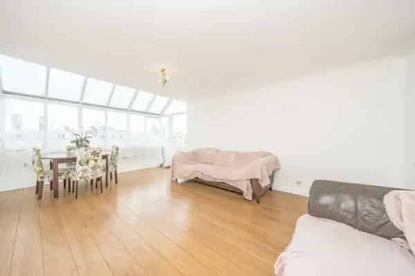 Flat For Rent , London, England