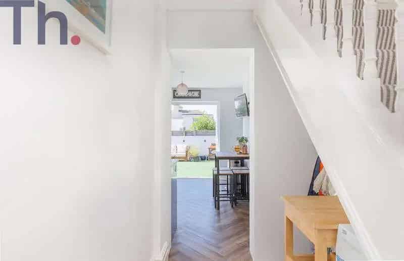 3 Bed Semi-Detached House Near Sandown Beach