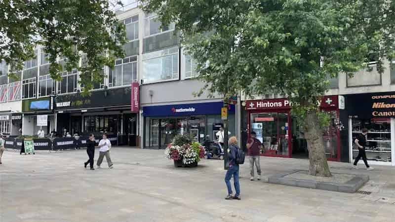 Double Fronted Retail Unit To Let
