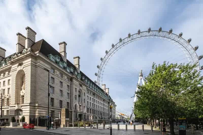3 Bedroom Flat for Sale Southbank Place London