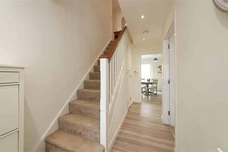5 Bed Detached House in Dargavel Village