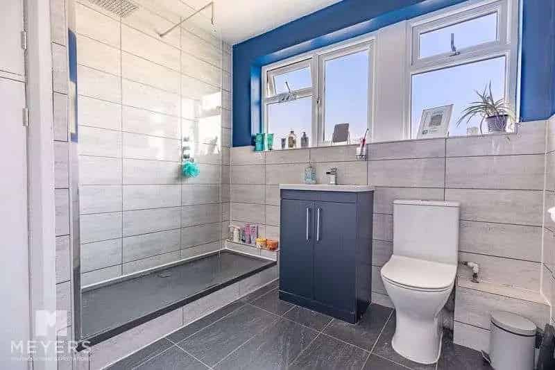 2 Bed Flat for Sale Southbourne Sea Views