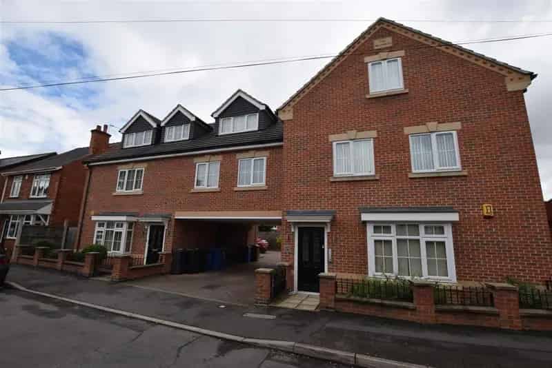 2 Bedroom Flat to Rent