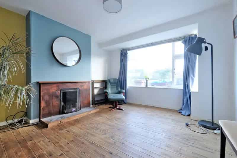 Two Bedroom Semi Detached House Near Aberdeen University