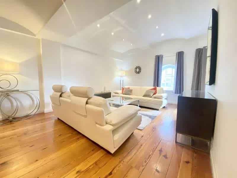 2 Bedroom Apartment Castlefield Manchester