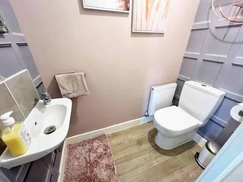 4 Bed Detached House for Sale