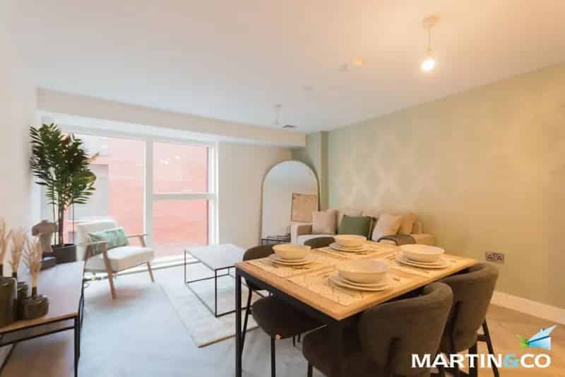 1 bedroom Flat
 To Rent