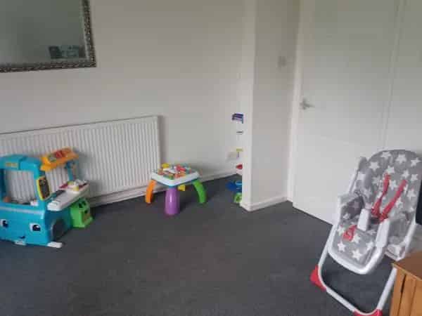 Spacious 2-Bed Maisonette Near Tile Hill Train Station